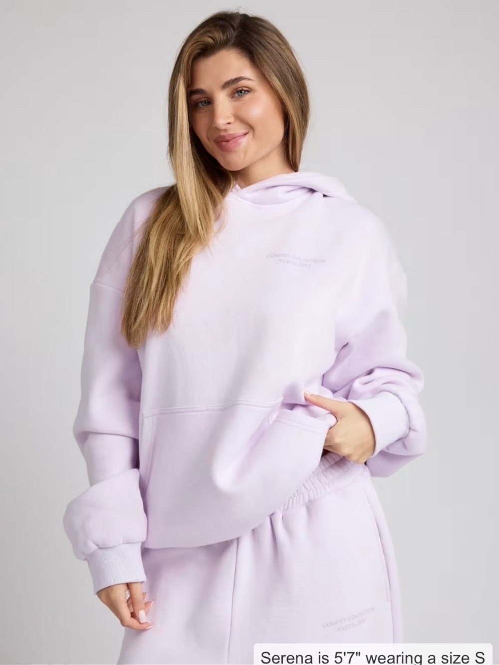 Comfrt Opal Cozy Oversized Hoodie - Women's Casual Pullover. NWT size small